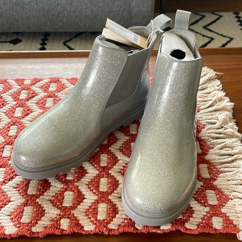 BNWT Native Shoes waterproof Kensington boots
